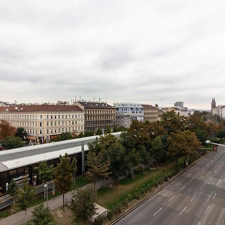 Central Apartment Вена Экстерьер фото